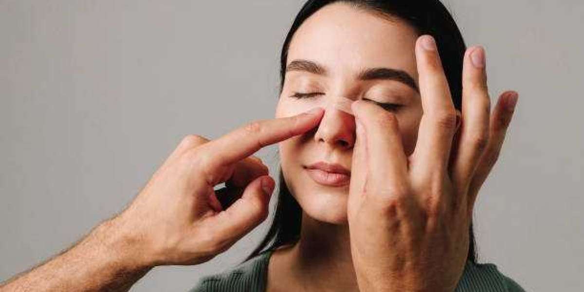 Rhinoplasty and Smoking: Why Quitting Boosts Results