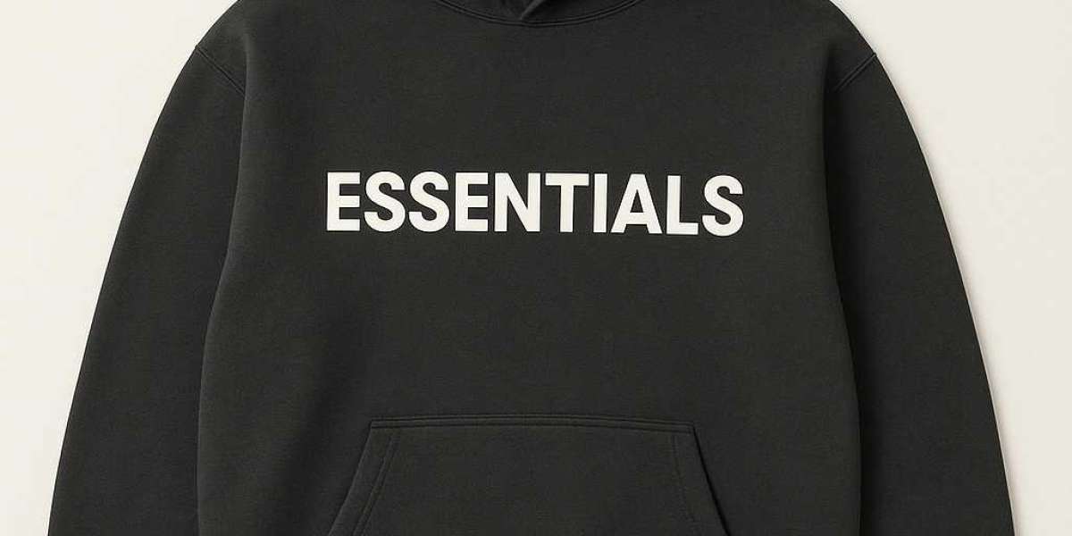 The Ultimate Guide to the Essentials Hoodie: Why It’s the Wardrobe Staple Every UK Fashion Lover Is Talking About