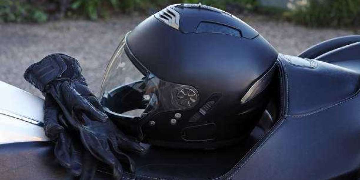 Japan Bike Helmet Market Trends Fueled by Road Safety Regulations