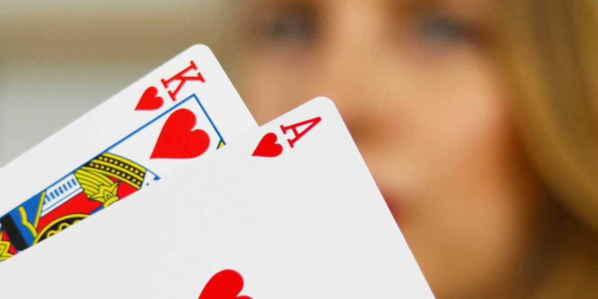 The Role of Neurotechnology in Enhancing Player Experiences in Online Casinos: Exploring Brainwave Monitoring and Cognit