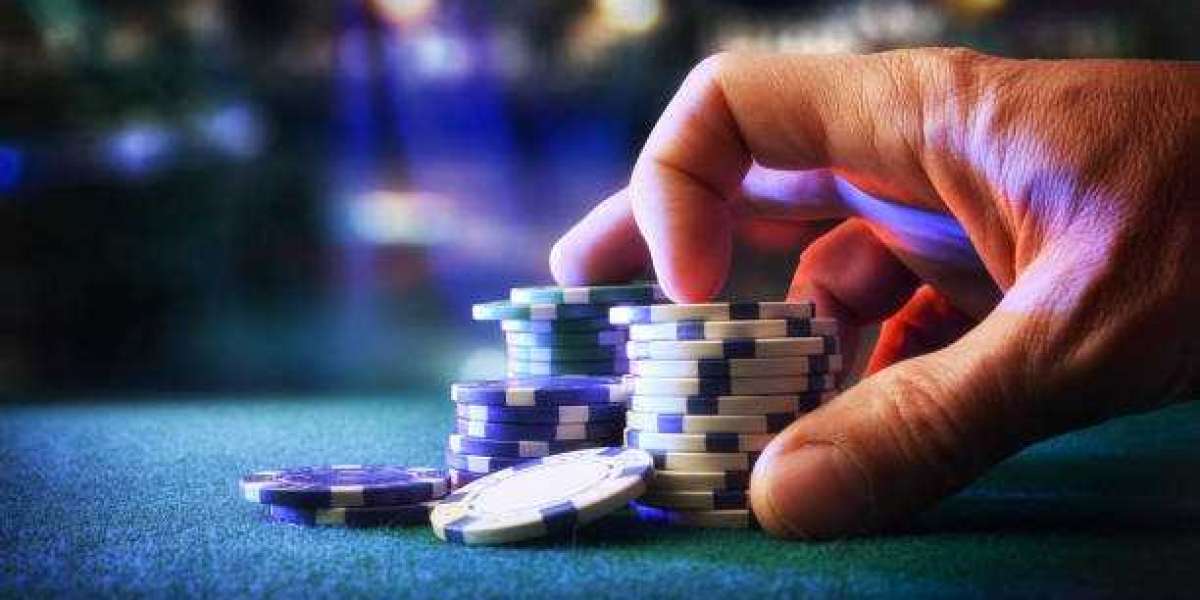 Reseña de los mejores juegos de mesa en casinos online: desde el blackjack hasta la ruleta, todo lo que debes conocer