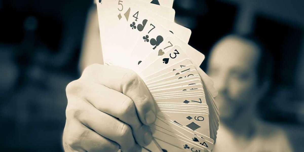Die Entwicklung von hybriden Unterhaltungsplattformen: Wie Online-Casinos 2026 die Grenzen zwischen Glücksspiel, Streami