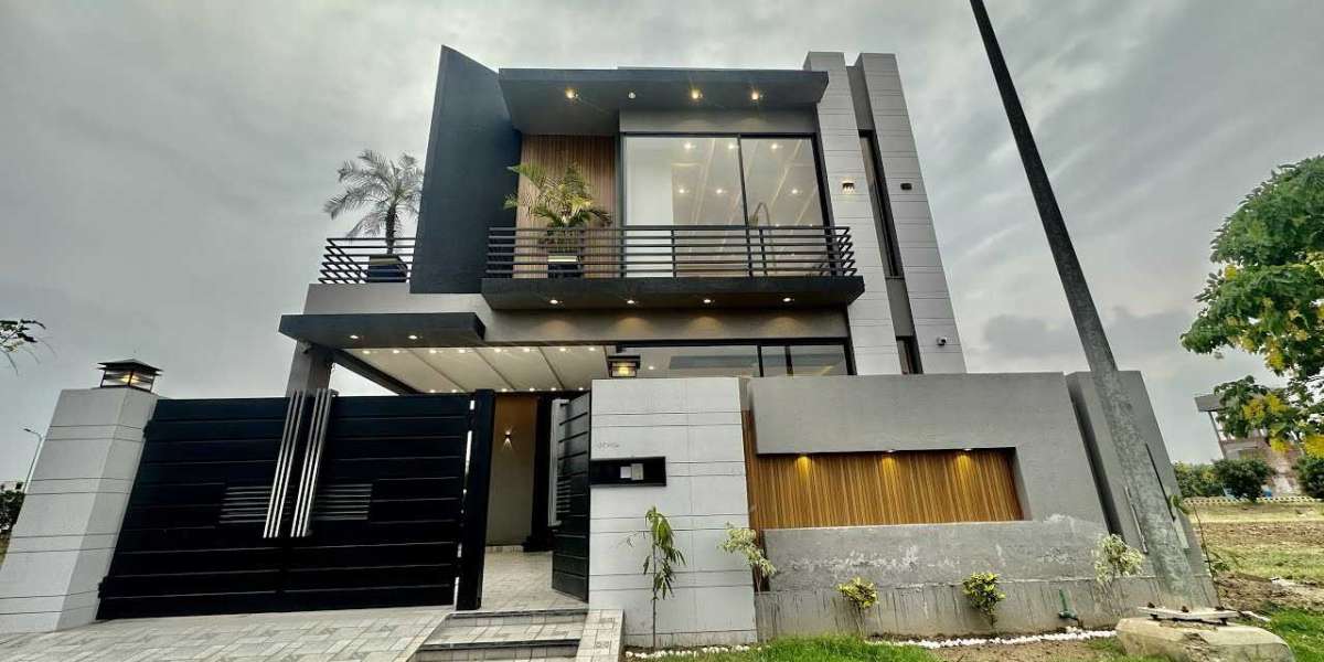 Property Dealers in Lahore for Smarter Real Estate Decisions