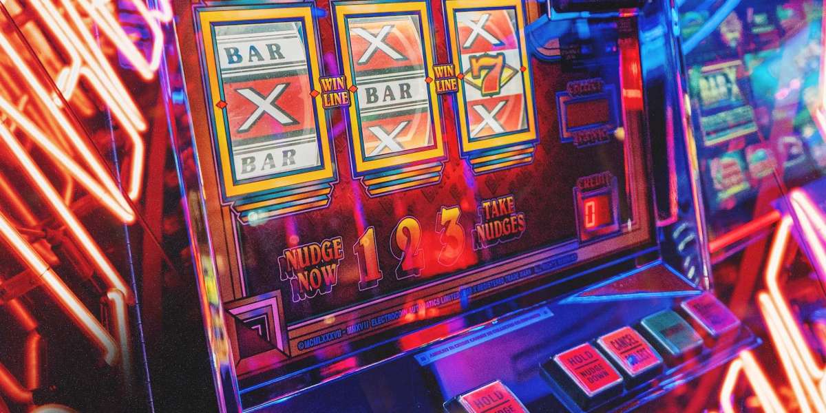 The Evolution of Gamification in Online Casinos: Enhancing Player Retention and Experience in 2026