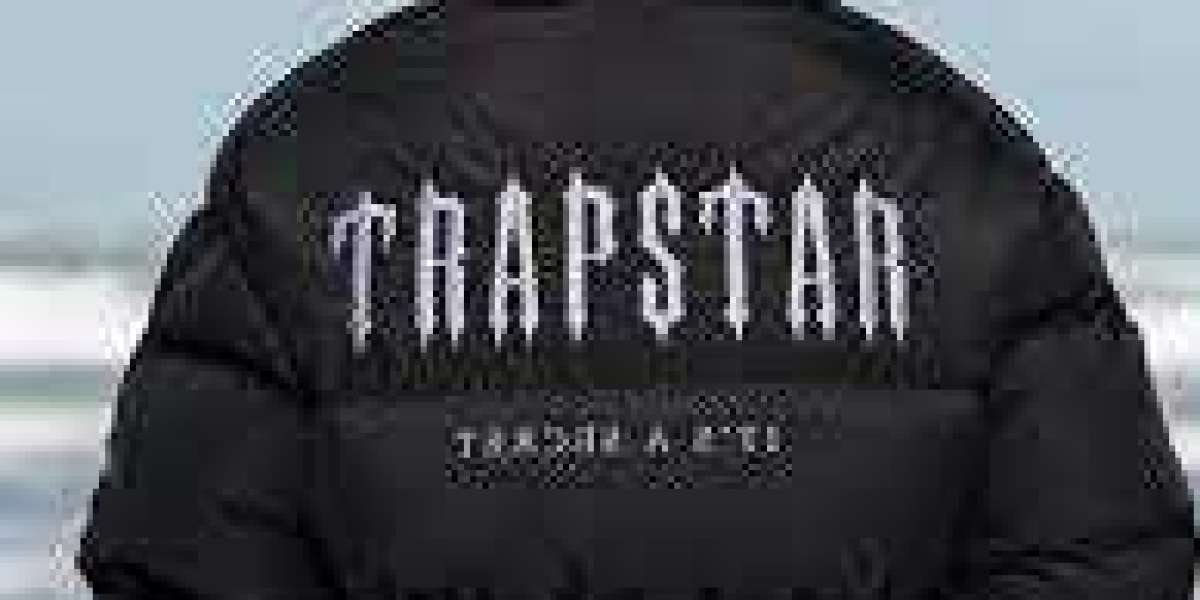 Trapstar Jacket – Statement Outerwear for Streetwear Fans