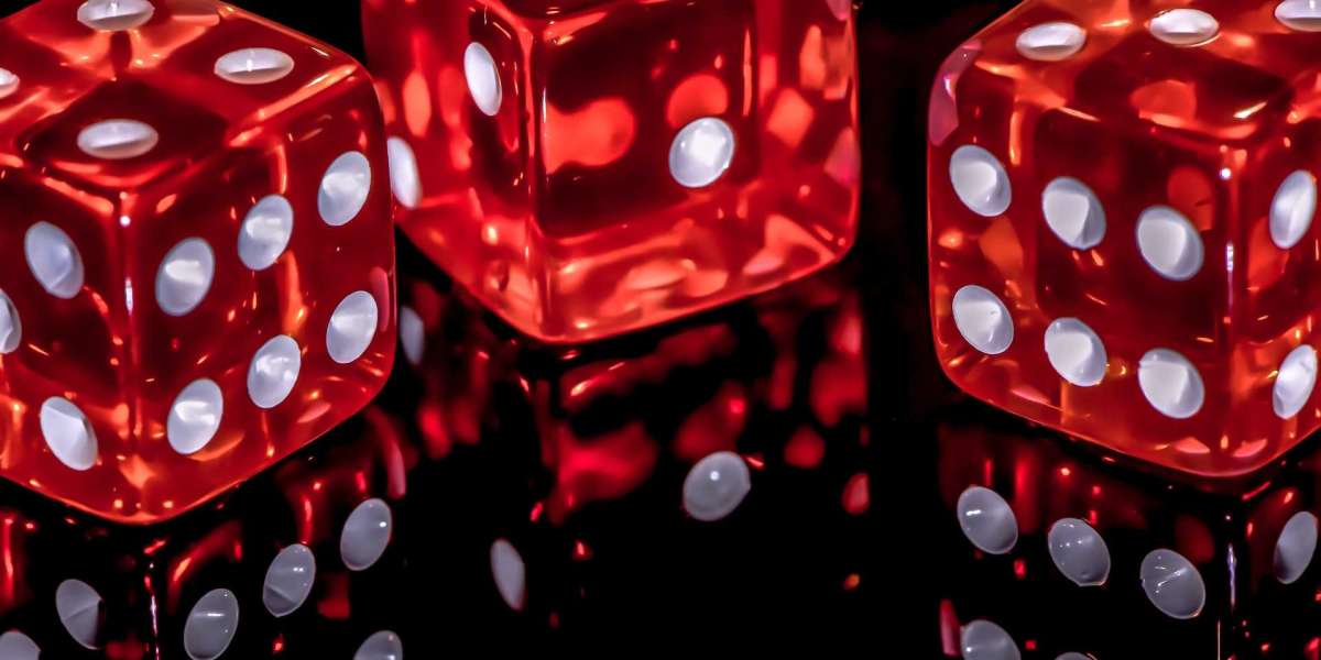 The Rise of Social Gambling: How Online Casinos are Integrating Social Media Features and Gamification in 2026