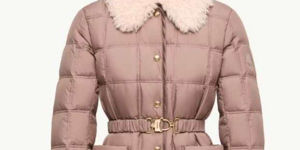 Was passt über einen Pullover und unter einen Wintermantel?