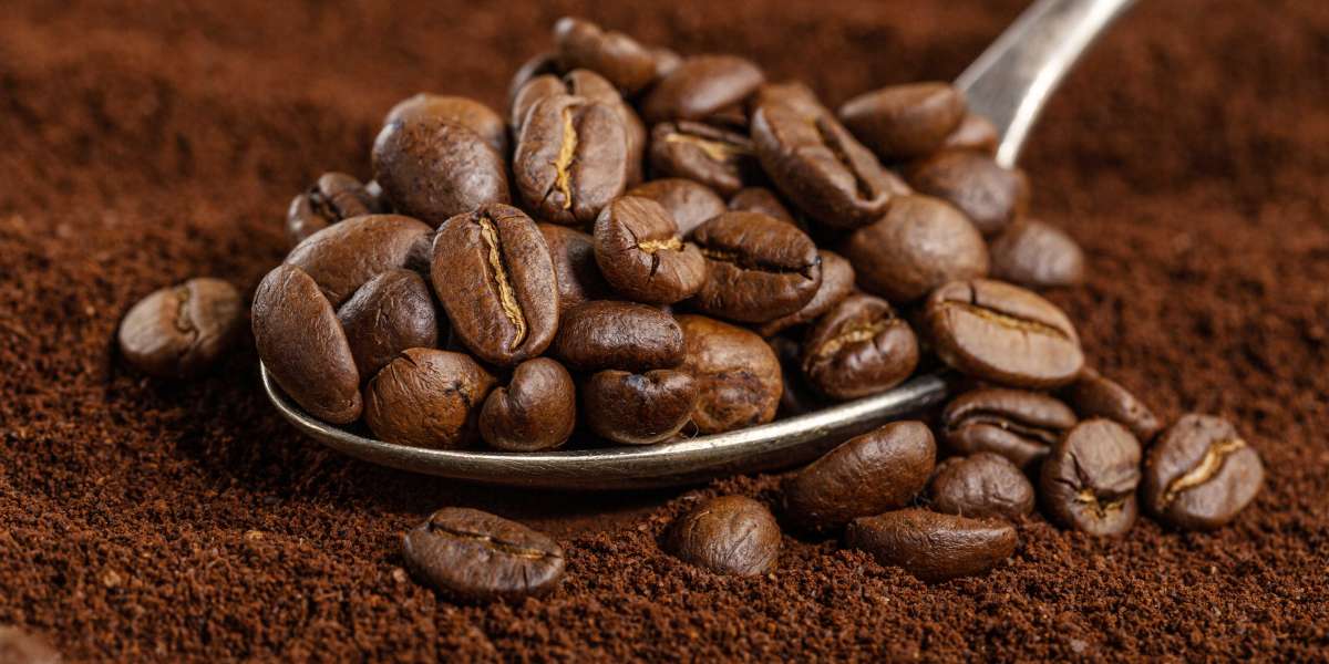 Ground Coffee - A Complete Guide to Flavor, Freshness and Brewing