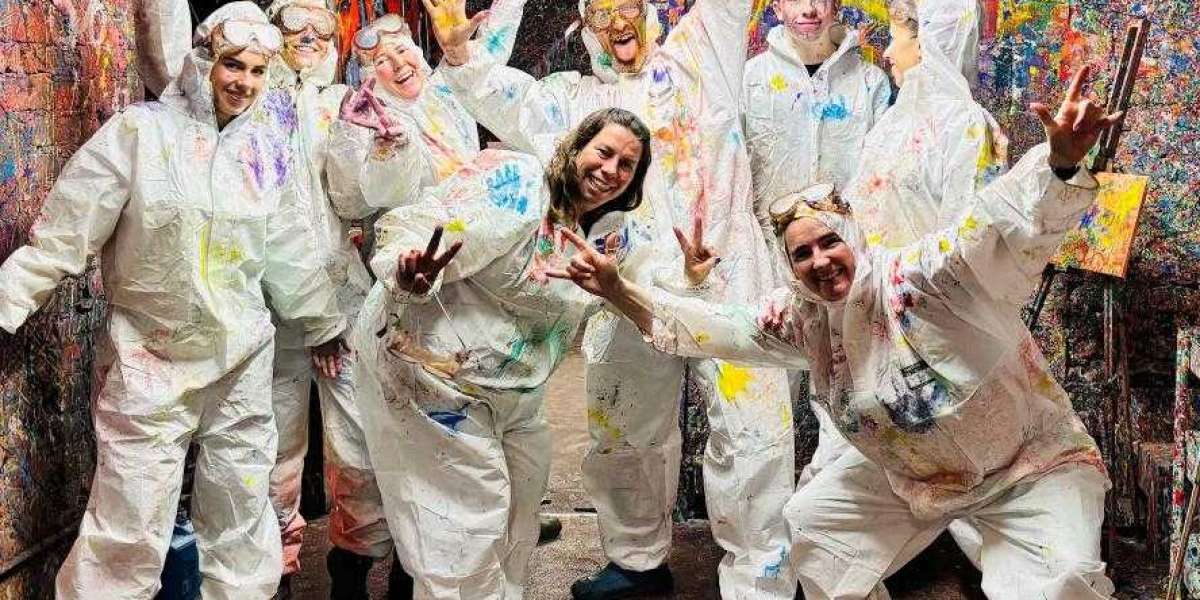 A Complete Guide to the VIP Splasherist Experience in Bath